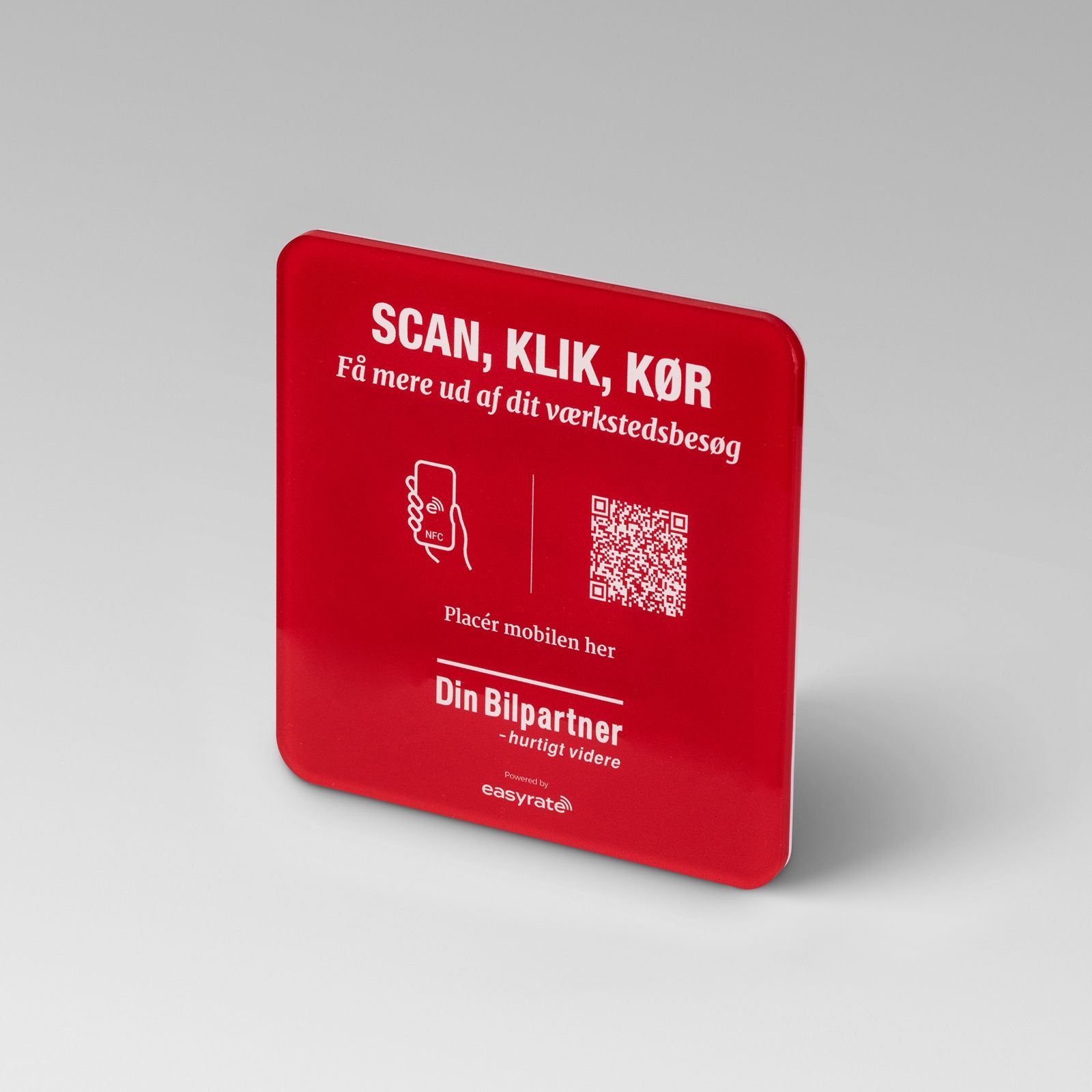 Red NFC plate in Din Bilpartner design